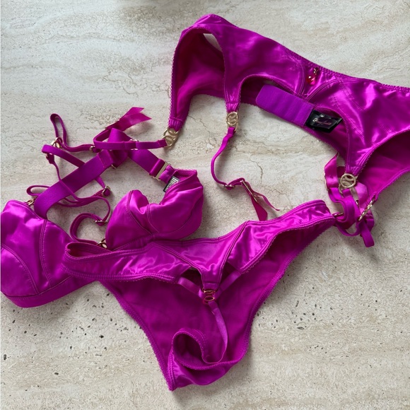 Honey Birdette Indya 3pc Set XS Bralette Garter & Thong Magenta Satin Lingerie - Picture 12 of 15